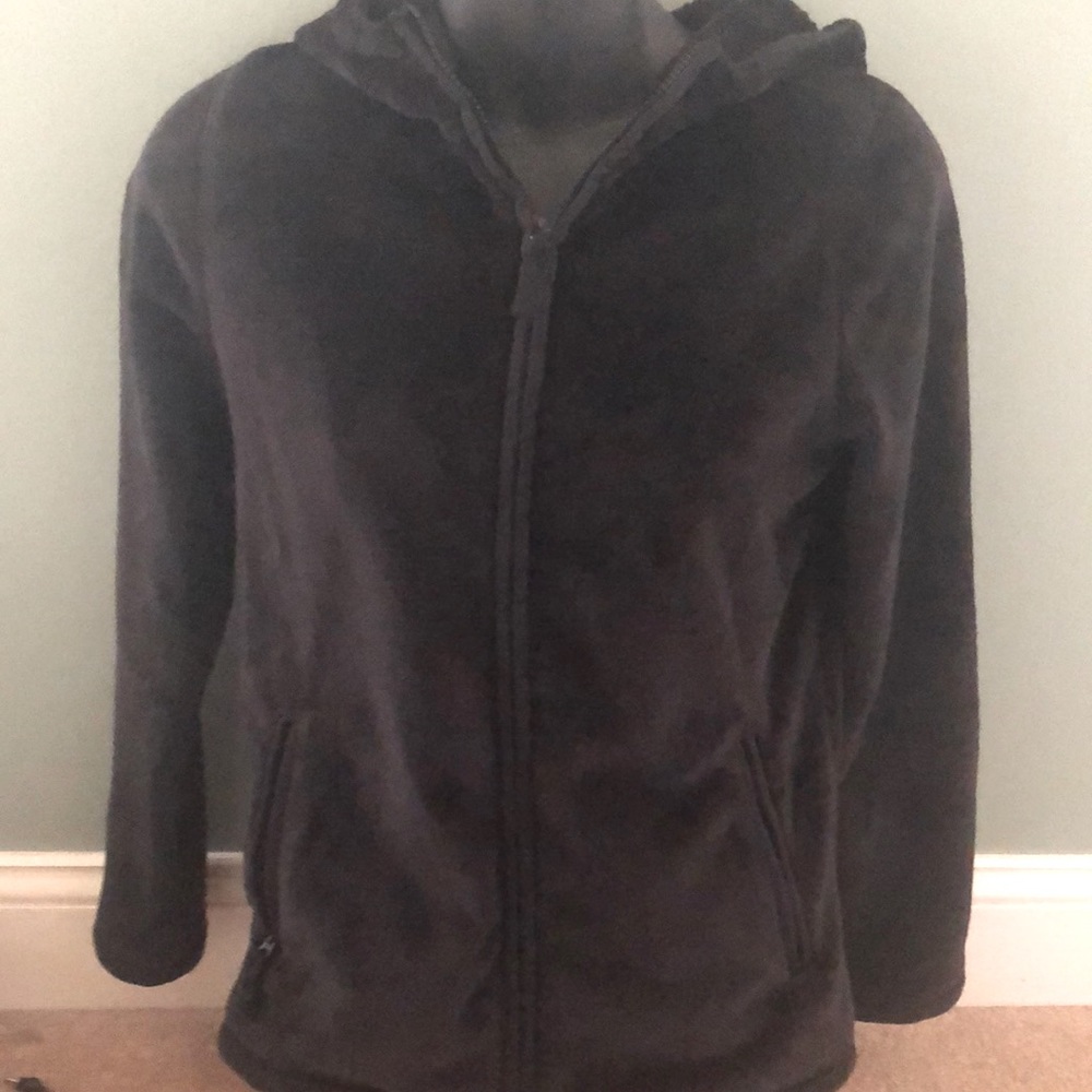 Lands’ End fuzzy jacket with hood.
